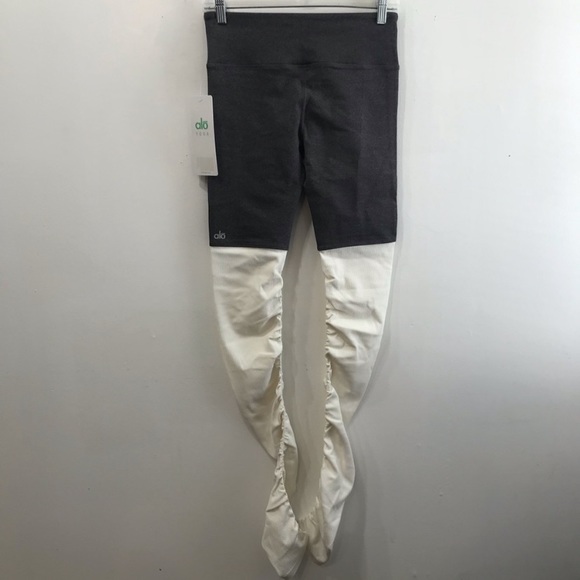 Alo leggings - Picture 2 of 9